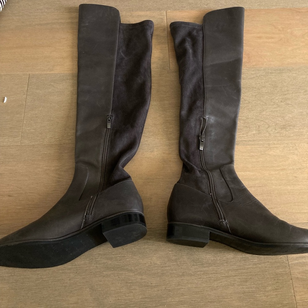 via spiga knee height leather boots Dark GREY color